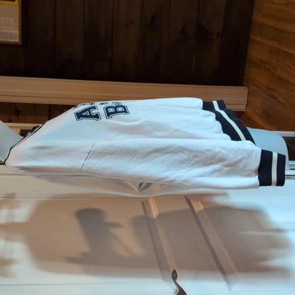 Women's Apres Beach Crew  Sweatshirt Sz. XL EUC - Picture 2 of 5